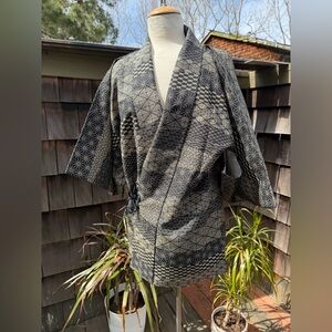 Japanese kimono haori style jacket black white wrap plus tie unisex OS.
